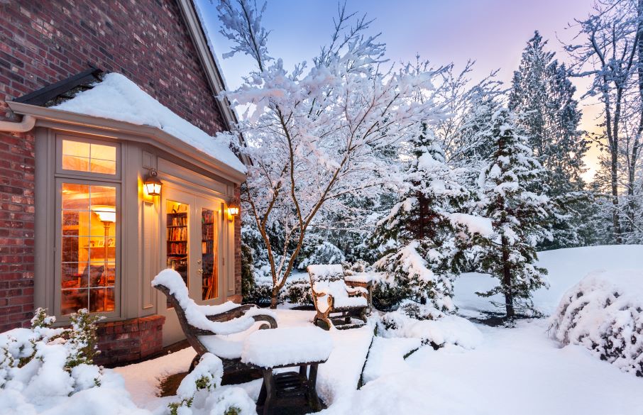 Furnace vs. Heat Pump: Which Is Better for Ottawa Winters?
